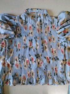 Floral Smocked Puff Sleeve Top