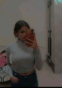 Cropped Cable Knit Sweater