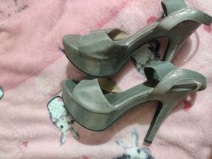Silver Used Heels