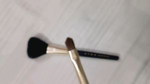 Avon Makeup Brushes
