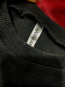 Black Full Sleeves Fitted Top