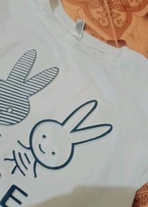 Cute Bunny &#39;Smile&#39; Graphic Tee