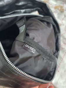 H&amp;M Handbag