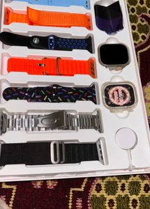 Smartwatch, Earphone Bundle