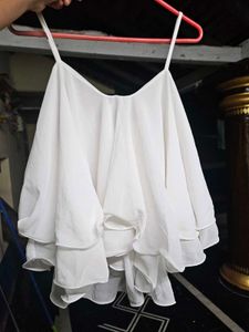 Circular Layered Sleeveless Top With Red Shrug
