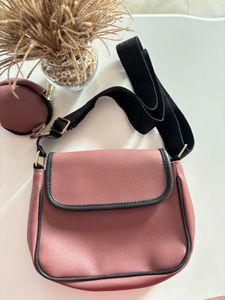 🌷💕🪞Maroon Sling Bag