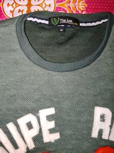 Superdry Graphic Tee Size 40 Medium