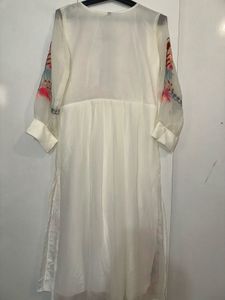 Elegant Embroidered Kurta And Dupatta