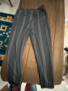 Chic Striped Women&#39;s Jeans &amp; Pants
