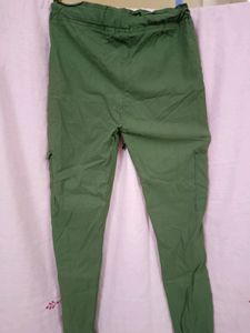 Olive Green Jogger With Side Pockets