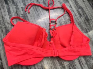 34 D Pedded Look