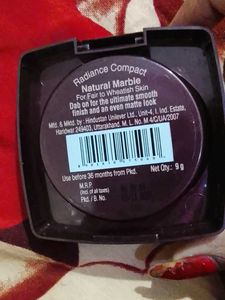 Lakme Radiance Compact