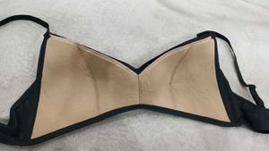 Soft Padded Wiredless Bra..size L