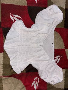White Corset Top.SIZE-30-36.NOT WORN EVEN ONCE