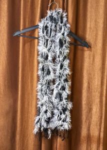 Stylish Black & White Scarf/Stole