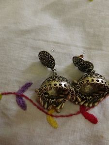 Earring