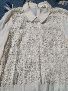 ELEGANT LACE TOP