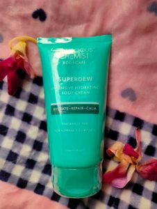 Superdew Hydrating Body Cream