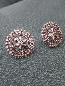 Earings