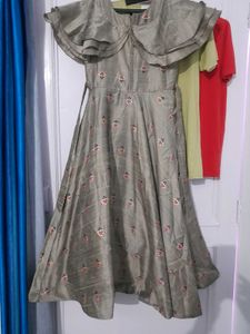 Girls Gown,like New