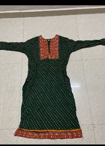 Green Embroidered Kurta