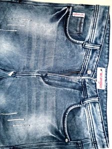 Ripped &amp; Distressed Slim Fit Jeans