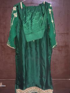 Green Color Silk Suit Has Extra Cloth Inside Salwar Length 34 Kamiz Length 40 Note.Dont Have Dupatta