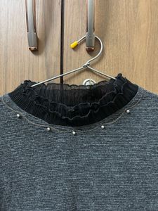 Elegant Gray Knitwear