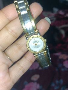 Elegant Ladies Watch