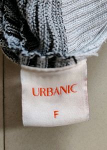 Grey And Black Crop Top From Urbanic