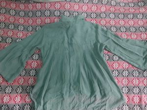 Casual Shirt with Pleats And Flared Sleeves