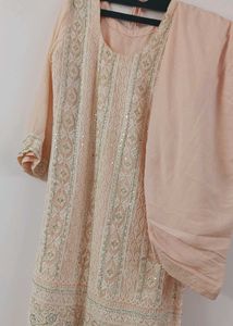 Only wore once✨Elegant Embroidered Salwar Suit