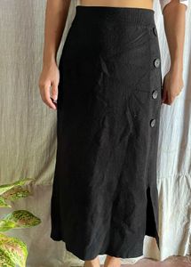 Elegant Black Midi Skirt