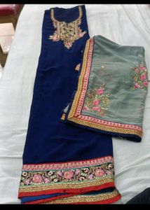 Elegant Navy Blue Embroidered Salwar Kameez