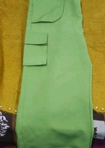 women olive trousers