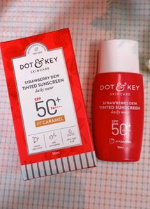 Dot &amp; Key Strawberry Dew Tinted Sunscreen