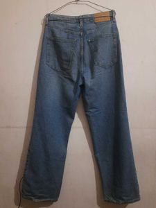 H&amp;M Straight Leg Jeans