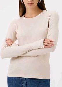 Elegant Beige Knit Top