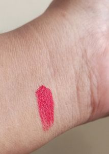 Free Gift Available ✅ 🎁 Earring And Lipstick 💄