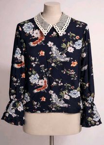 Floral Blouse with Lace Collar