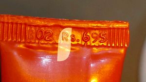 Just Herbs Halo Glow Blush Drops