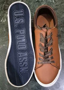 Brand New Men Sneaker In Size 7 US POLO