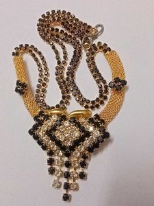 Black Stone Necklace For Elegance