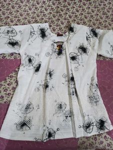 Women Top New