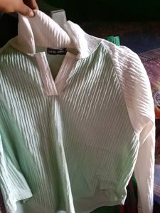 Crinkle Textured Green Top
