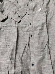 Vinto.ge Gray Button-Down Shirt