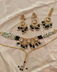 Green Necklace set