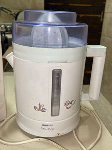 Philips Electric Juicer Maker Free Sipper