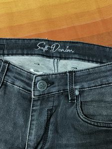 Cantabil Men Grey Slimfit Medium Fade Jeans