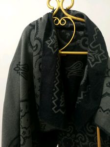 Woolen Reversible Square Shawl